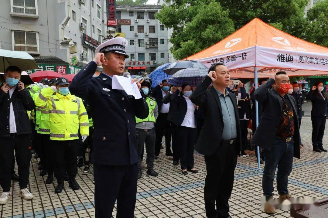 关于篮球队主教练发声,誓言带队登顶的信息 关于篮球队主教练发声,誓言带队登顶的信息