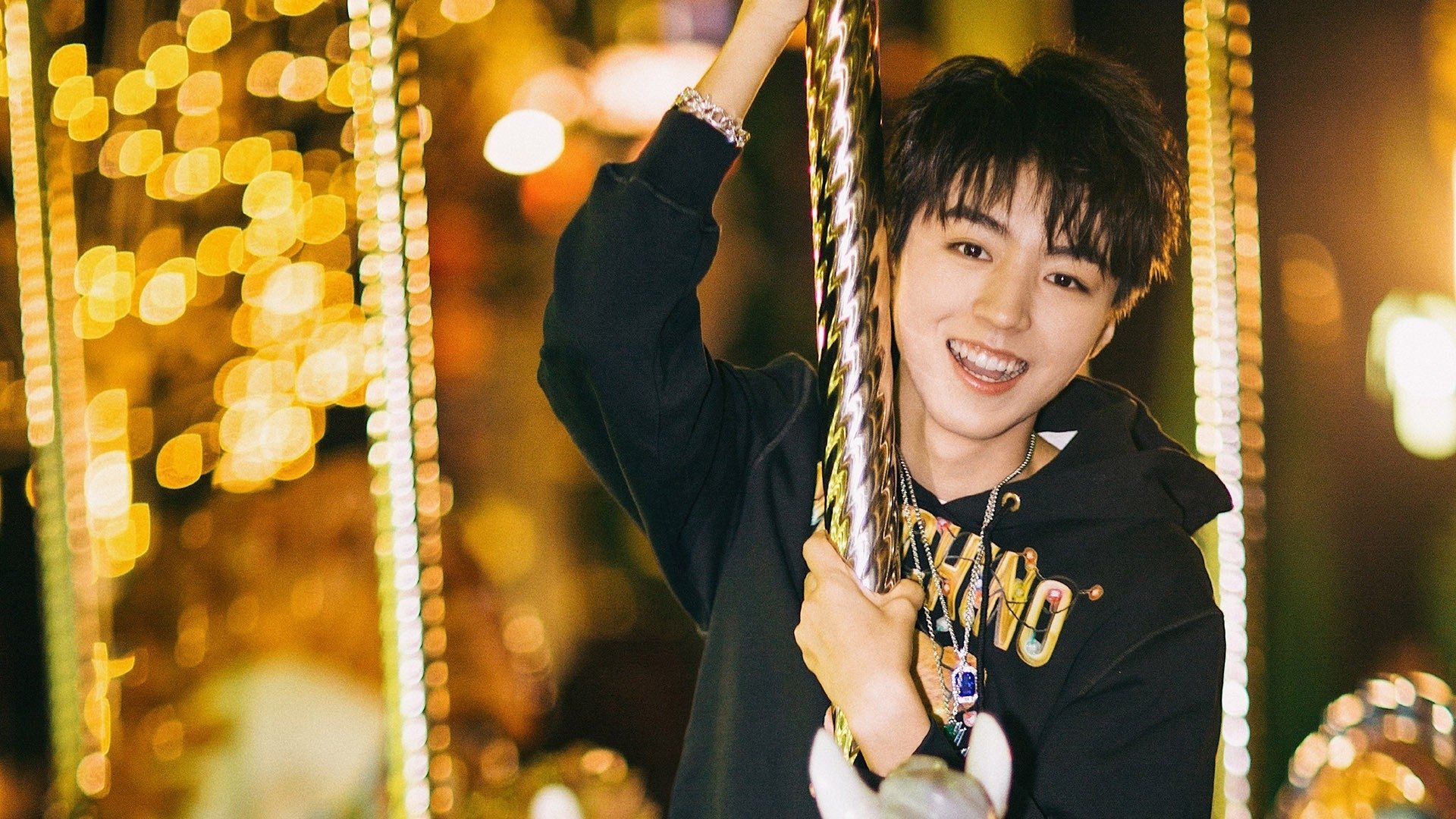 威尔士粉碎厄瓜多尔,阿克成为关键先生