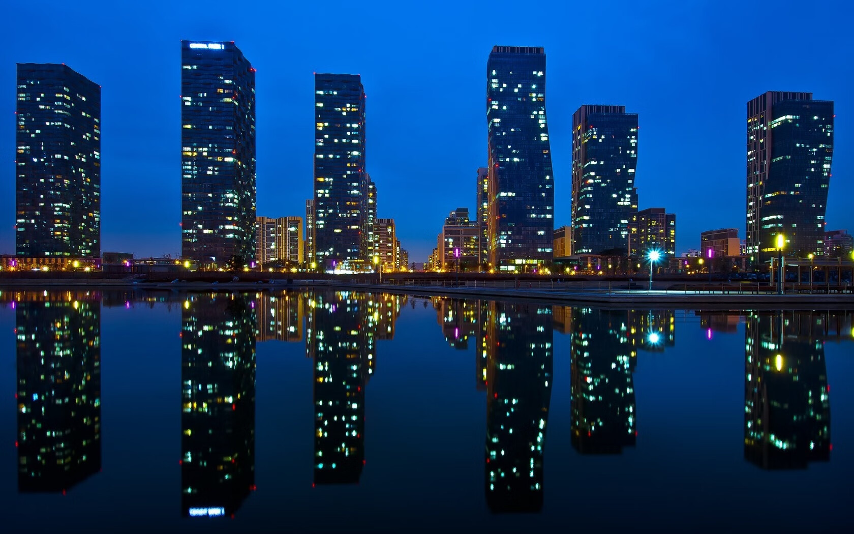 开云体育-秒针停摆，孔德三分钟的任意球，轰塌了整座圣西罗的时钟