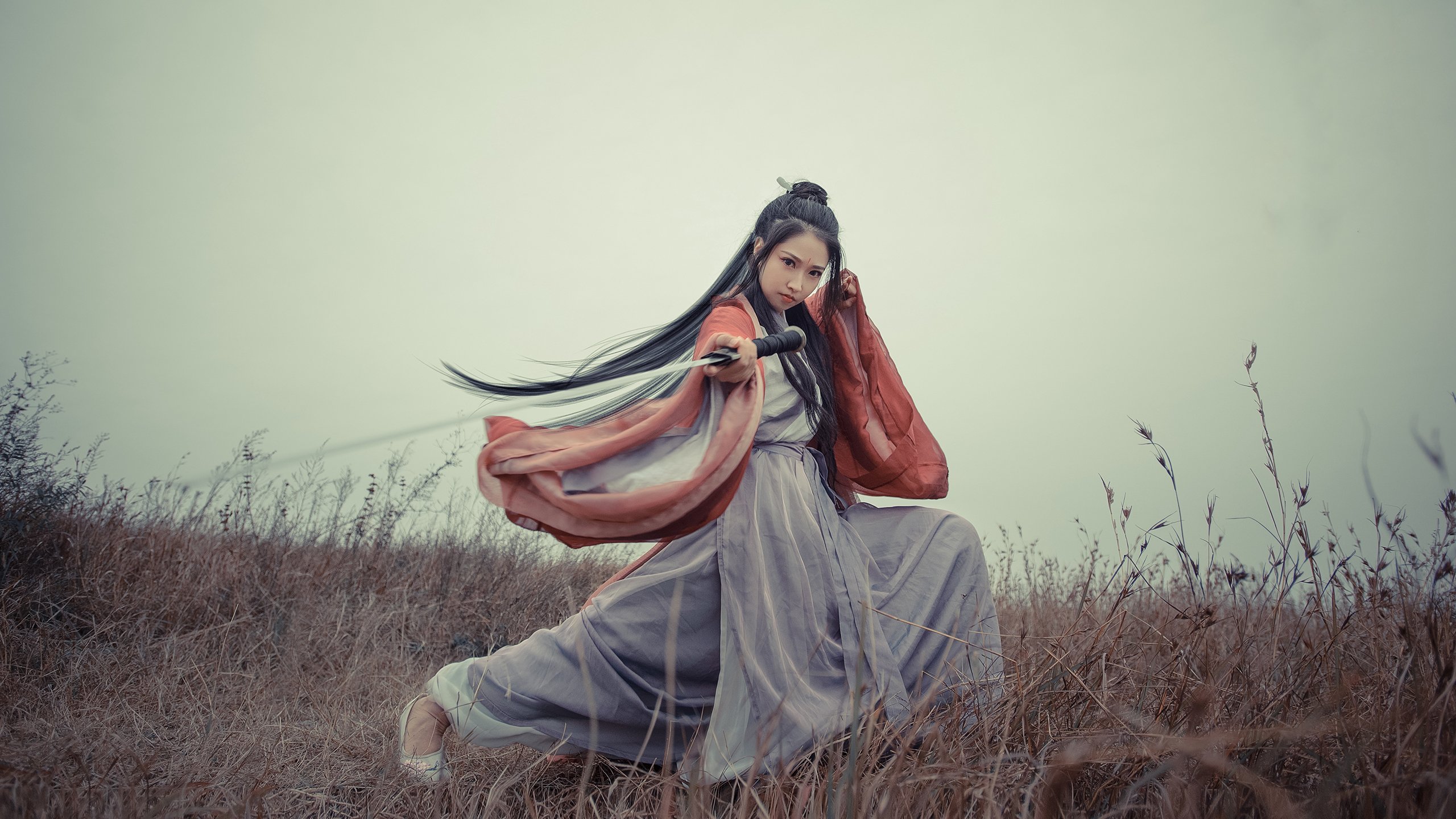 西甲国家德比之夜，荣耀新章—莱万带队取胜